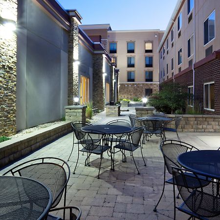 Holiday Inn Express & Suites Aberdeen By Ihg Exterior photo